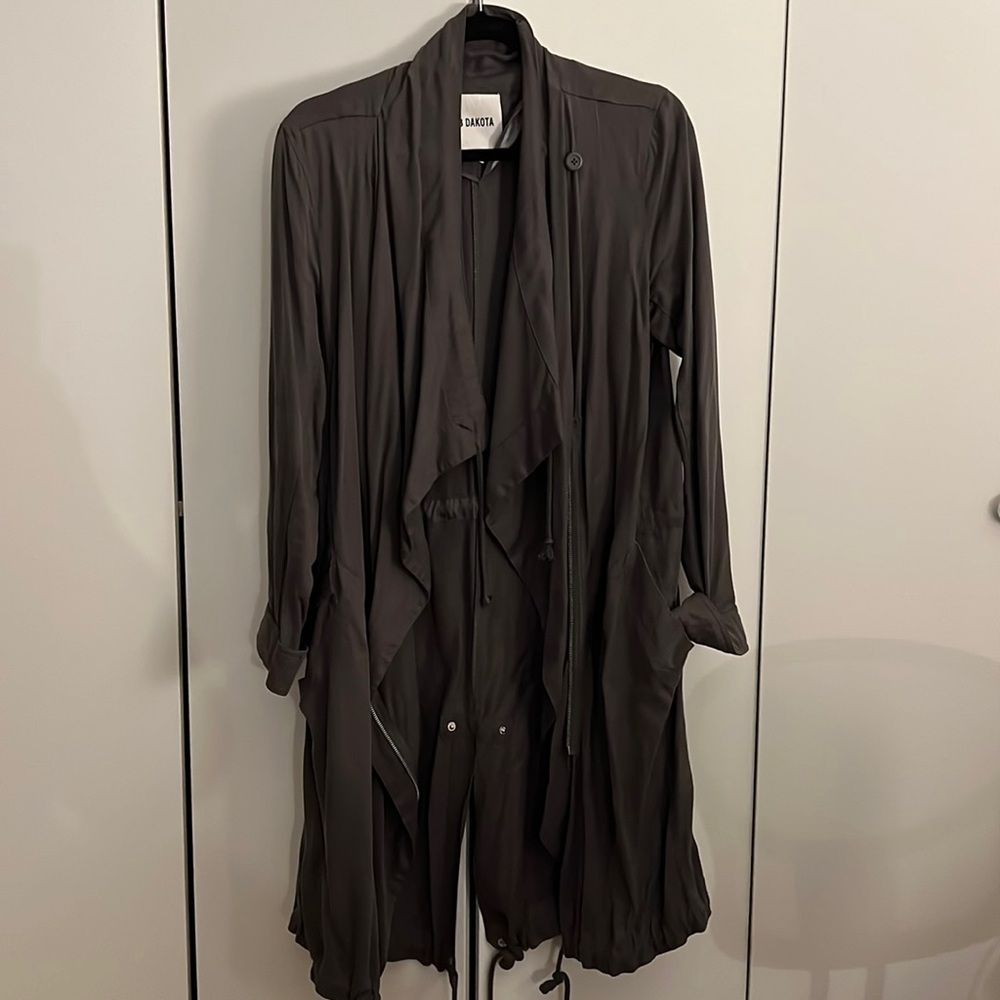 BB Dakota Drapey Tencel Jacket M